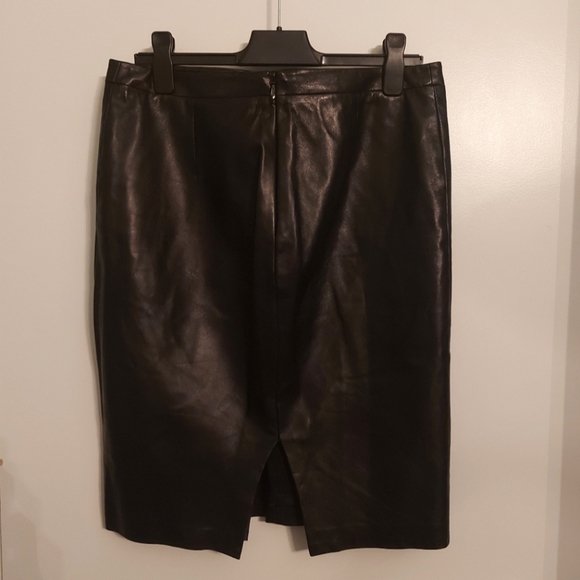 DANIER Leather Skirt - Picture 2 of 4
